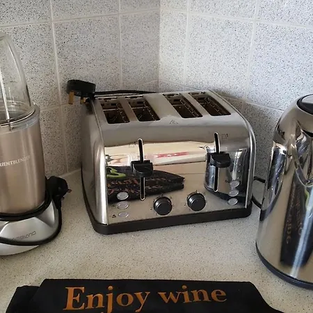 In 12 With Secure Parking * Dublin