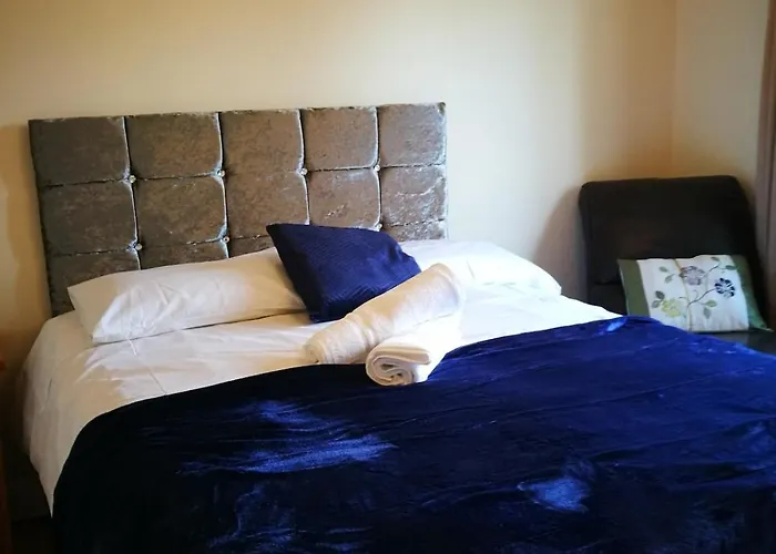 Holiday home In 12 With Secure Parking